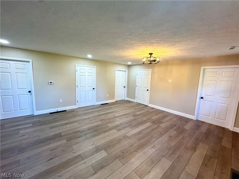 155 E Spring Street , Cadiz, OH 43907 Photo 6