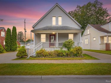 2128 10th Street, Wyandotte, Mi 48192