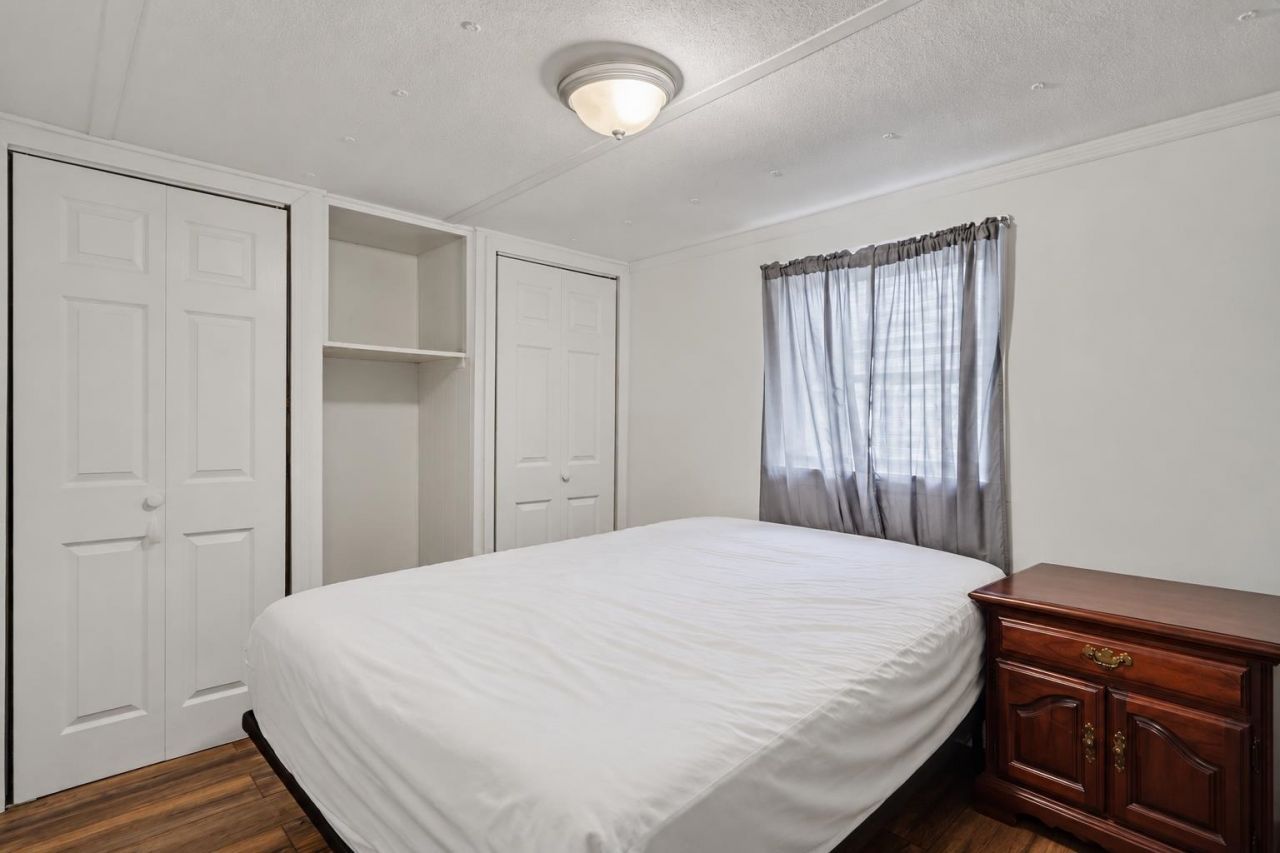 7504 Aubrey Ln. Photo 14