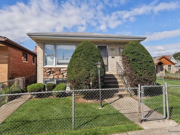 3216 N Ottawa Avenue , Chicago, IL 60634