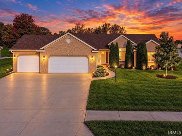 336 Crown Hill Drive, Huntington, IN 46750