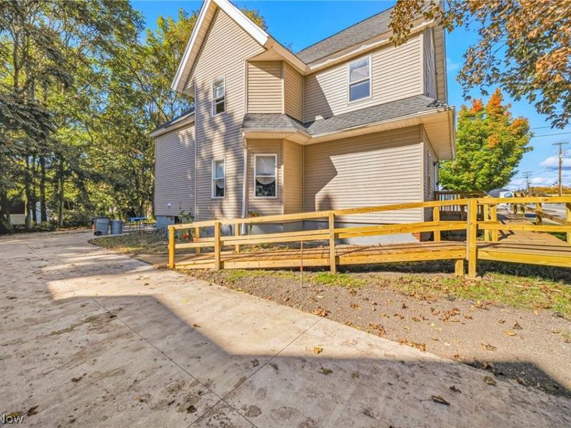 4211 Park Avenue , Ashtabula, OH 44004 Photo 4