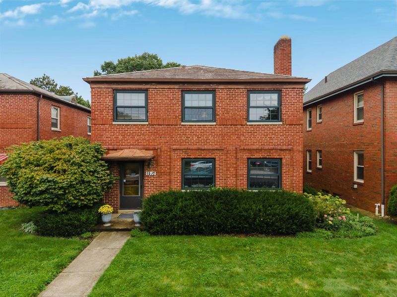 1572 Grandview Avenue, Columbus, OH 43212 Photo 1
