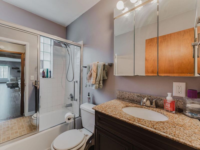 1572 Grandview Avenue, Columbus, OH 43212 Photo 11