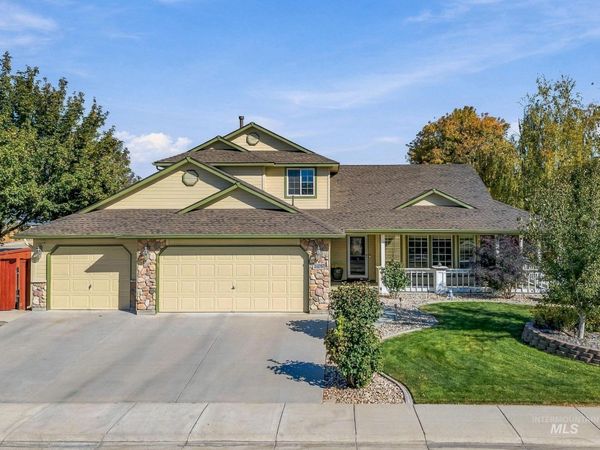 2078 S Ice Bear Way, Meridian, ID 83642