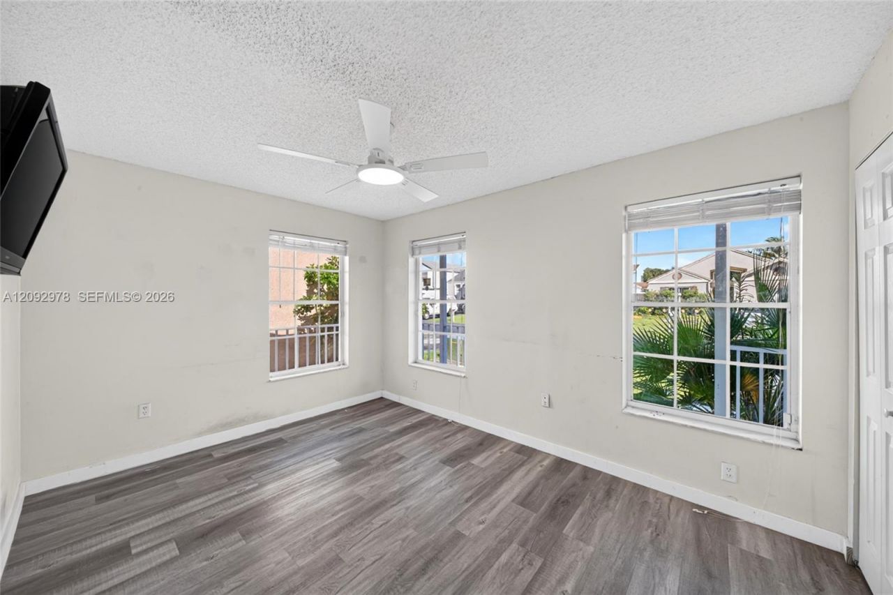 10024 SW 222nd St , Cutler Bay, FL 33190 Photo