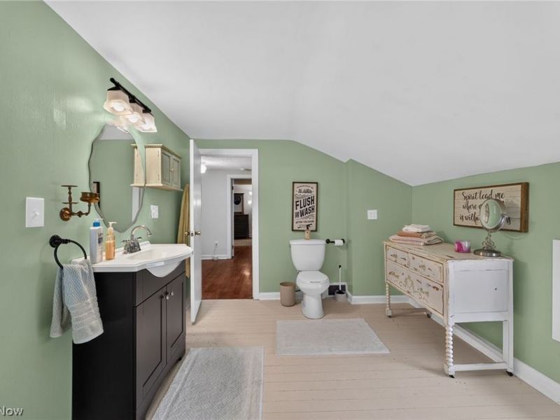 538 Center Road, Conneaut, OH 44030 Photo 8
