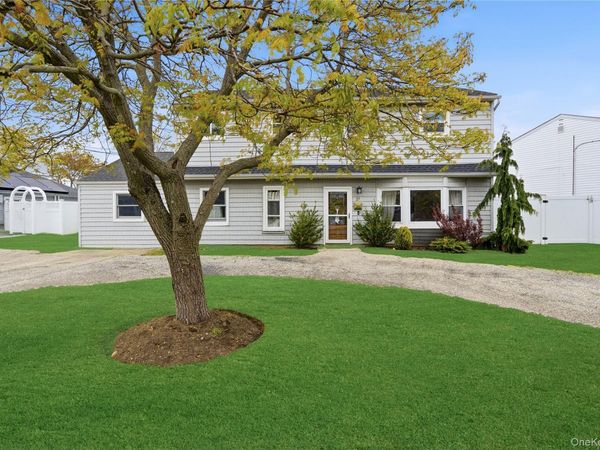 27 Polo Road , Massapequa, NY 11758