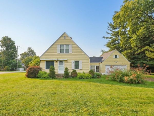 19702 Pasadena Avenue, South Bend, IN 46614