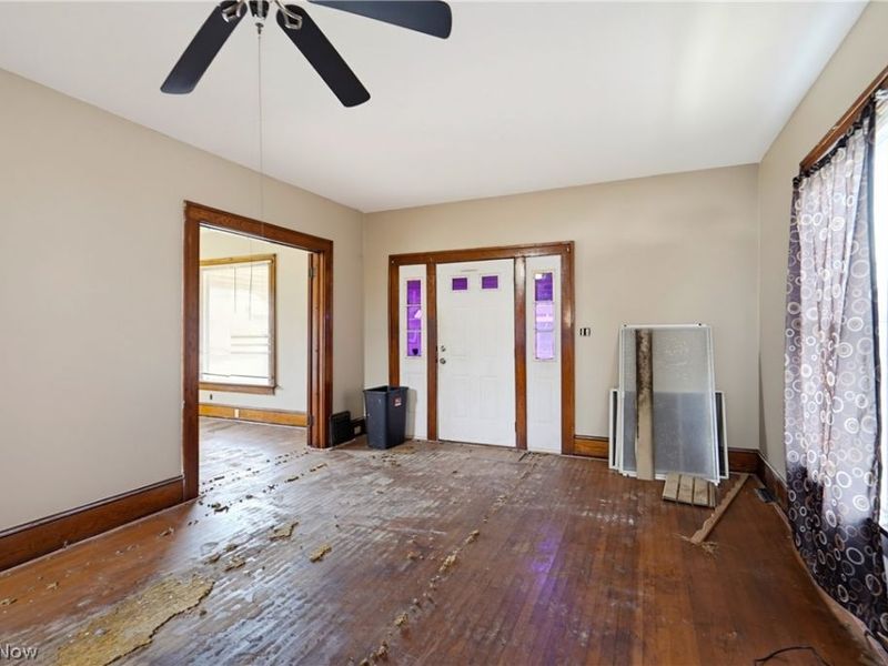 1221 9th Street NW, Canton, OH 44703 Photo 4