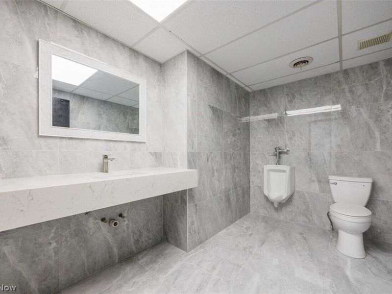 4765 E 131st Street, Cleveland, OH 44105 Photo 9