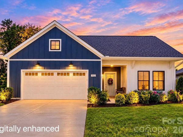 112 Alenda Lux Circle, Mooresville, NC 28115