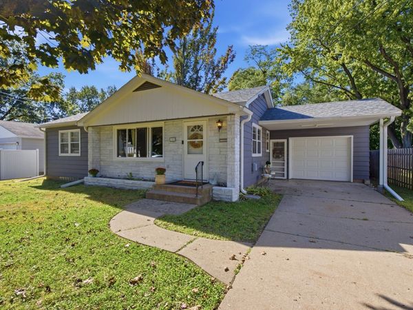 1907 4th Street A , East Moline, IL 61244
