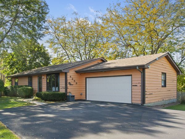 4259 LAKE PARK Avenue , Gurnee, IL 60031