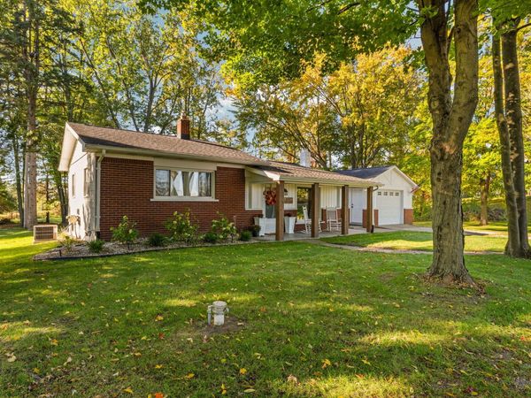4033 Jewell Road, Howell, MI 48843