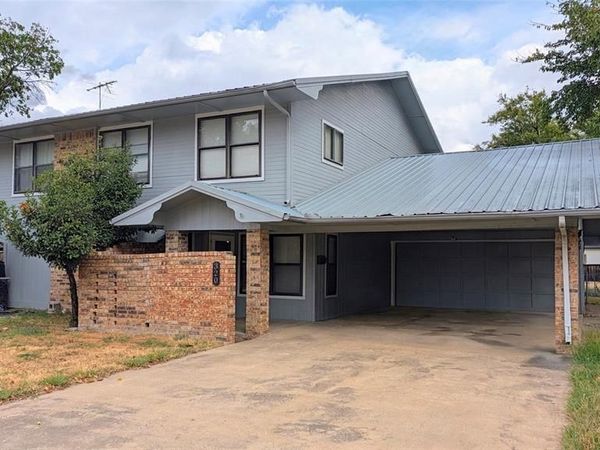 320 N Charles Street, Lewisville, TX 75057