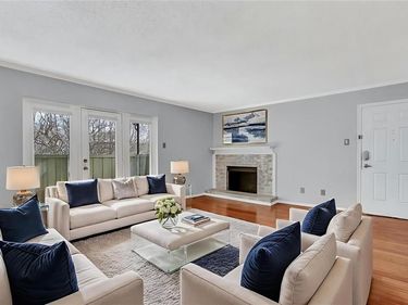 7705 Meadow Park Drive, Unit 209, Dallas, TX 75230