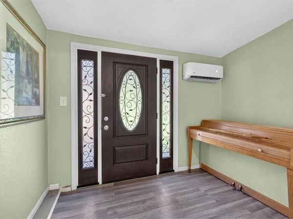 1217 E Parker Avenue, Independence, MO 64050
