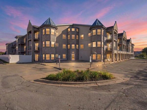 2320 Jackson Street, Unit 216, Stoughton, WI 53589