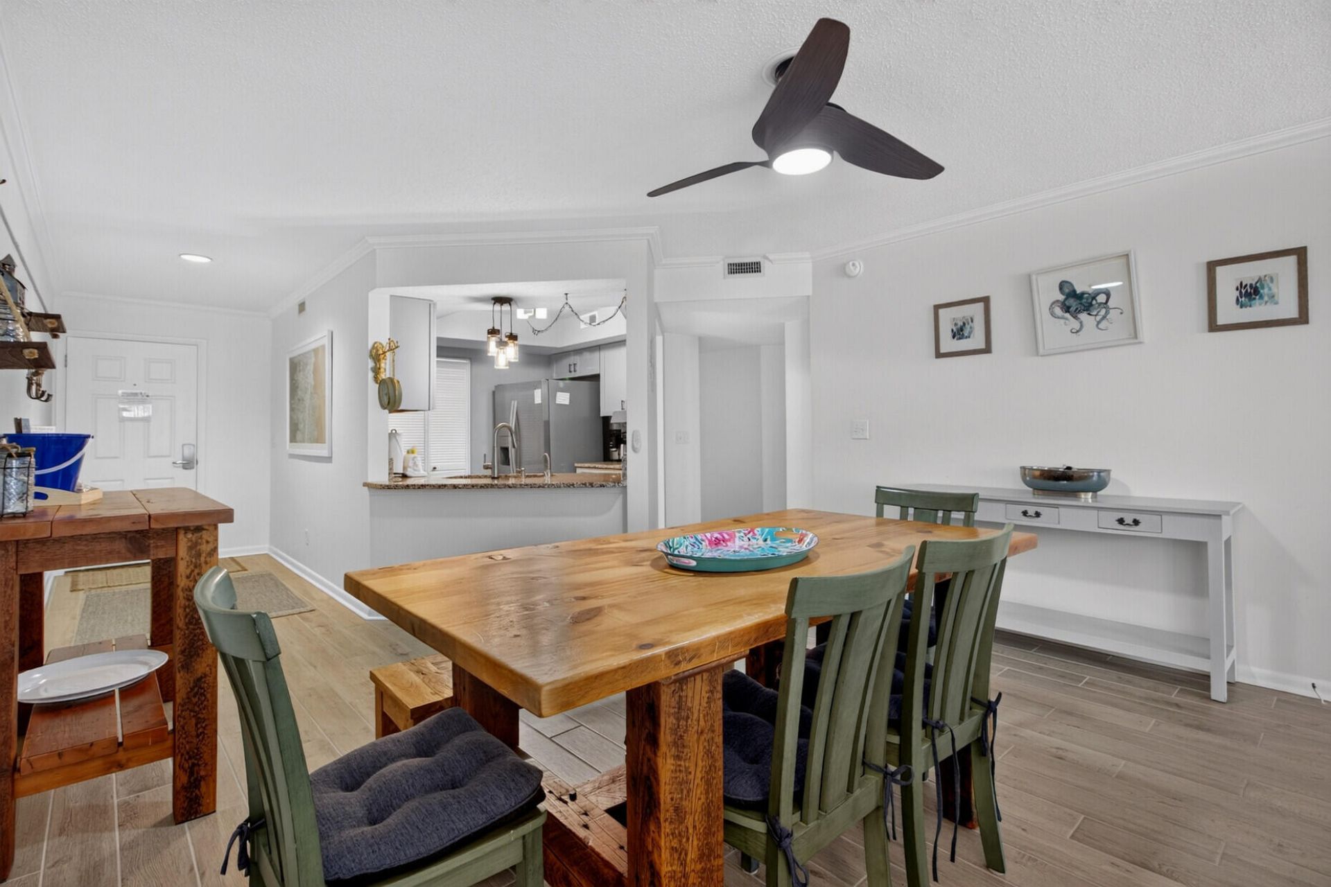 307 Yacht Harbor Court Photo 10