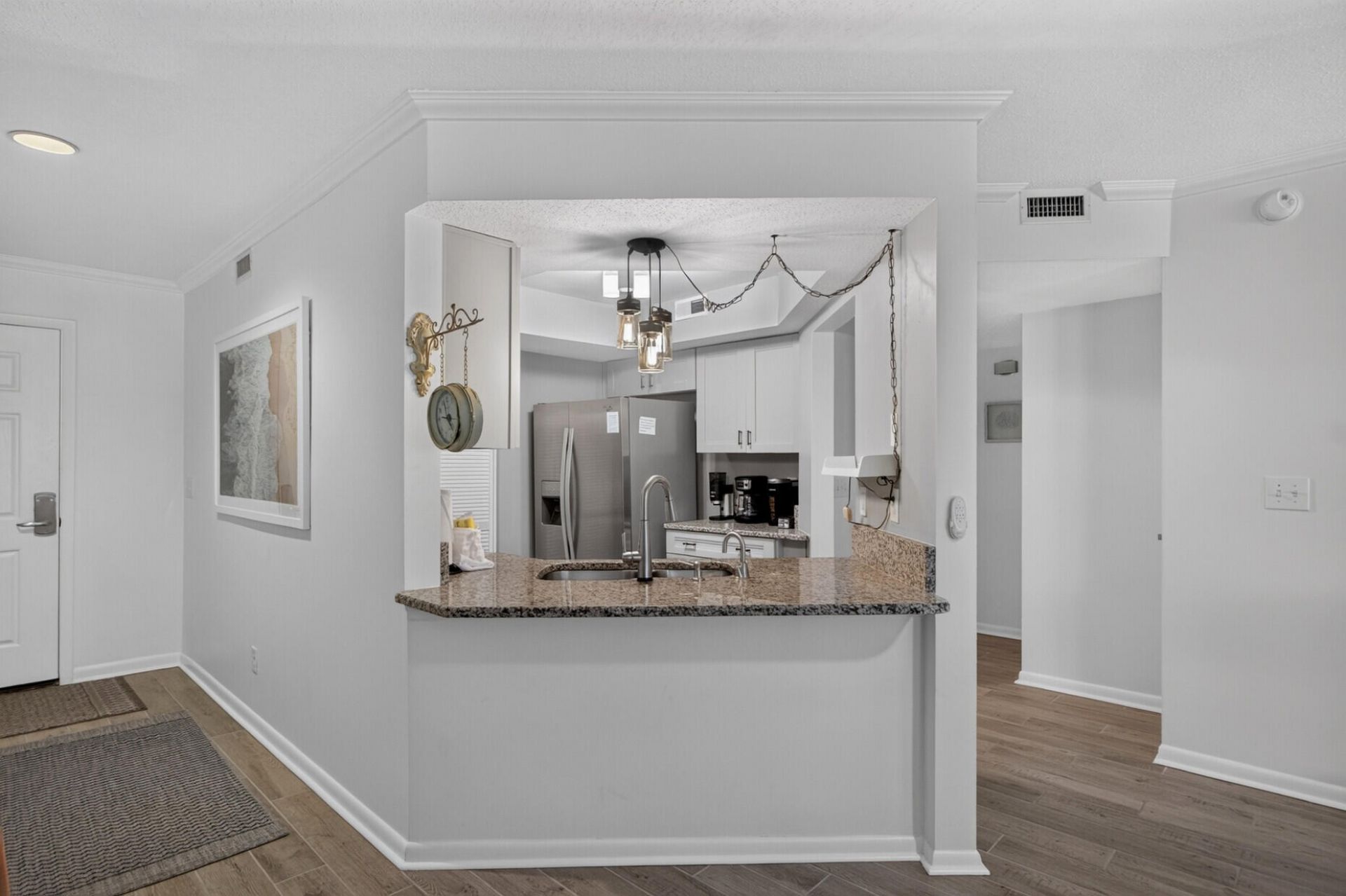 307 Yacht Harbor Court Photo 11