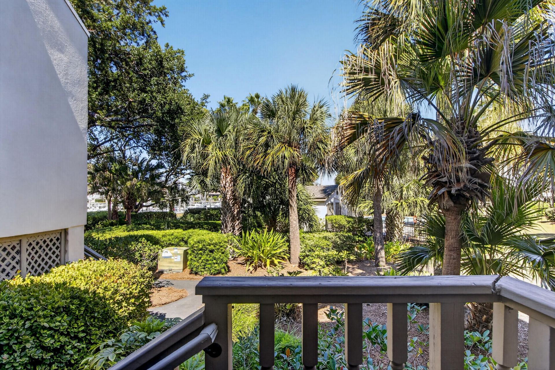 307 Yacht Harbor Court Photo 29