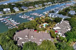 307 Yacht Harbor Court photo 4
