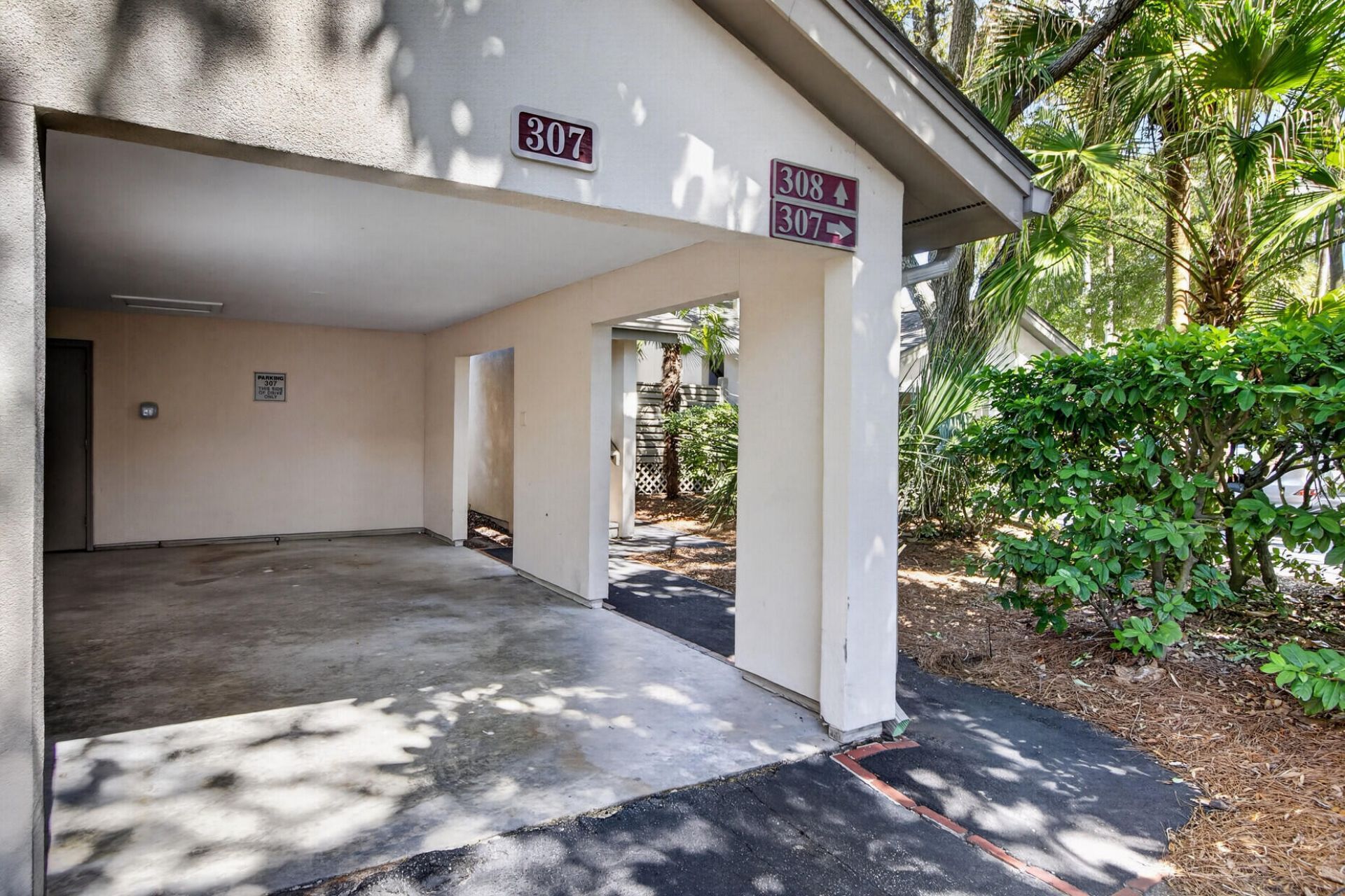 307 Yacht Harbor Court Photo 39