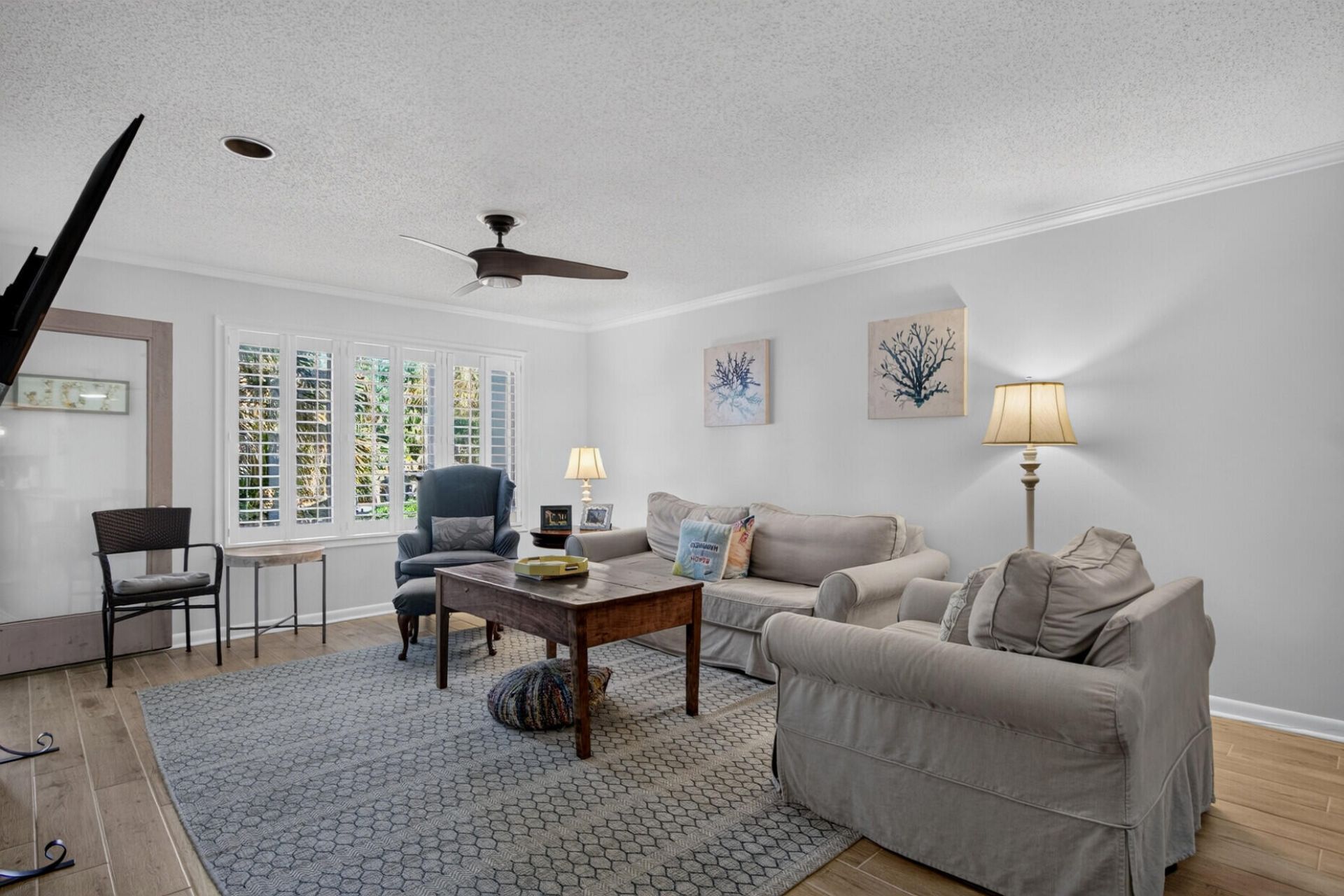307 Yacht Harbor Court Photo 8
