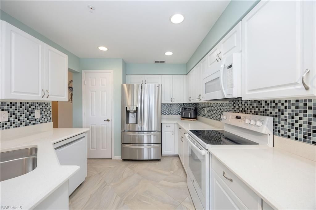 7702 Gardner Dr , Unit 102, Naples, FL 34109 Photo