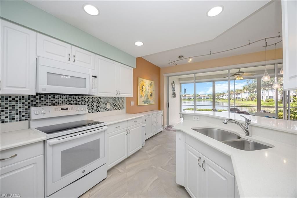 7702 Gardner Dr , Unit 102, Naples, FL 34109 Photo