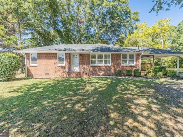 264 East Broad Street, Winder, GA 30680