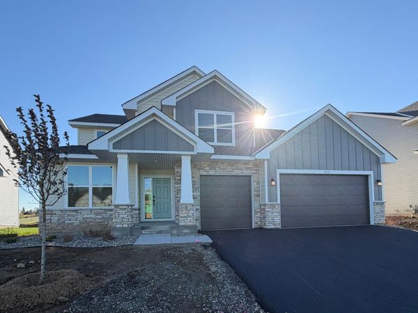 8621 Periwinkle Boulevard, Woodbury, MN 55129