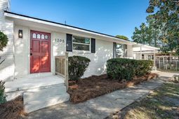 1205 Castle Pinckney Road  photo 4