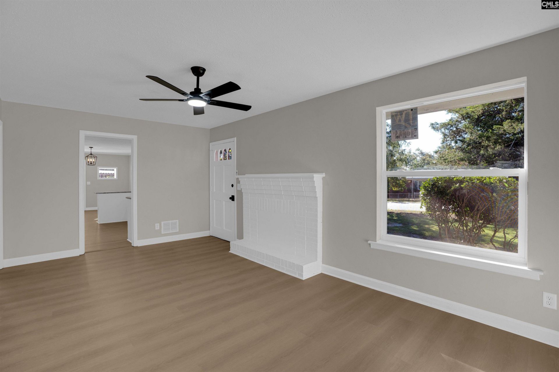 1205 Castle Pinckney Road  Photo 7