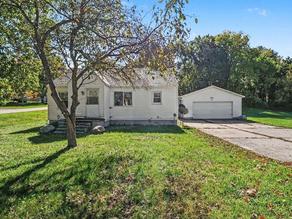 292 E Michigan Avenue, Hesperia, MI 49421