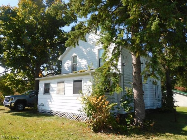 8885 Center Road , Ashtabula, OH 44010