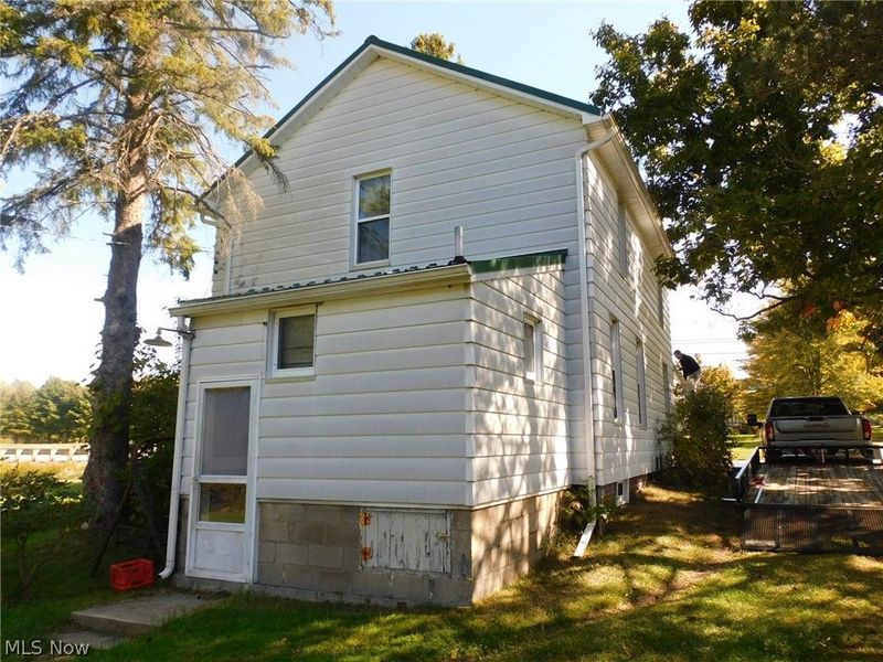 8885 Center Road, Ashtabula, OH 44010 Photo 2