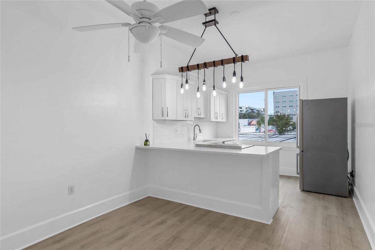 1756 Central Avenue , Saint Petersburg, FL 33712 Photo
