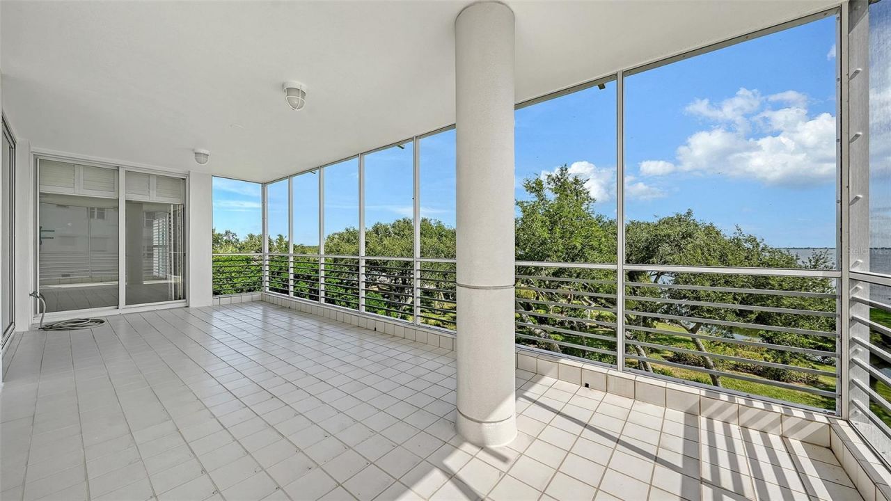 2550 Harbourside Drive, Unit 334, Longboat Key, FL 34228 Photo