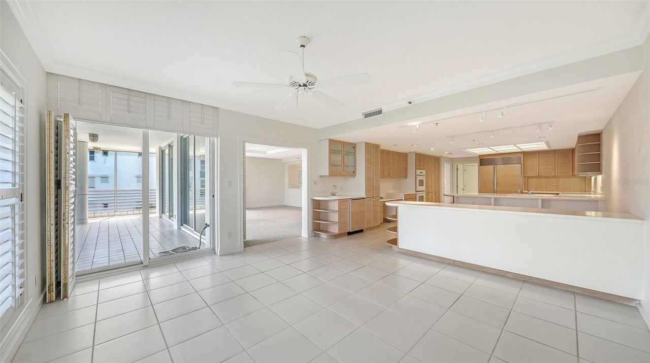 2550 Harbourside Drive, Unit 334, Longboat Key, FL 34228 Photo