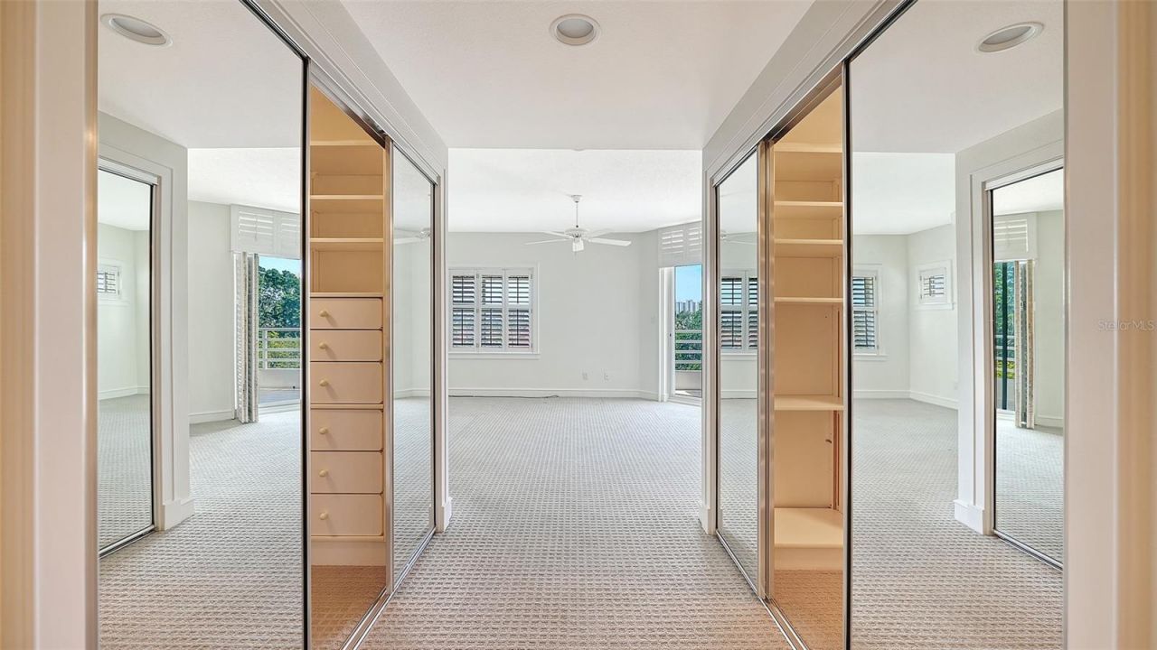 2550 Harbourside Drive, Unit 334, Longboat Key, FL 34228 Photo