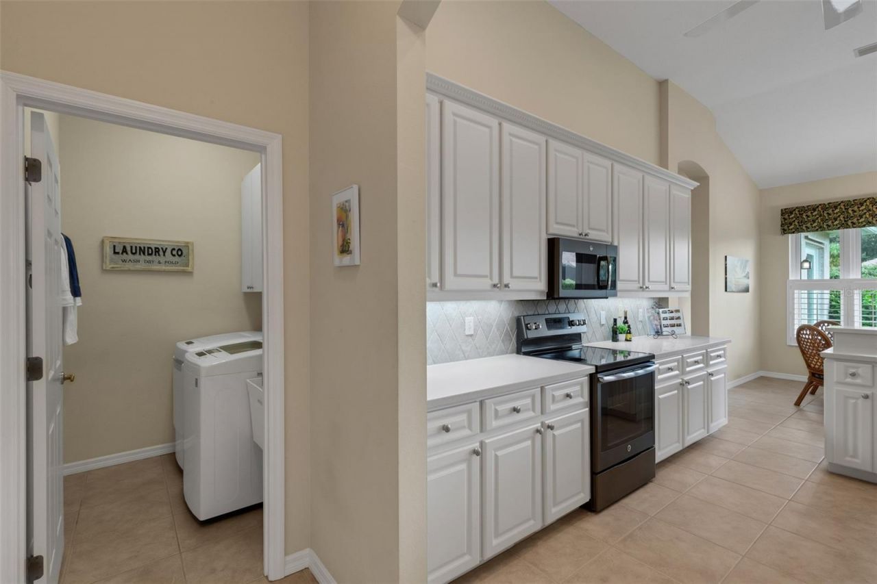 716 Silk Oak Drive, Venice, FL 34293 Photo