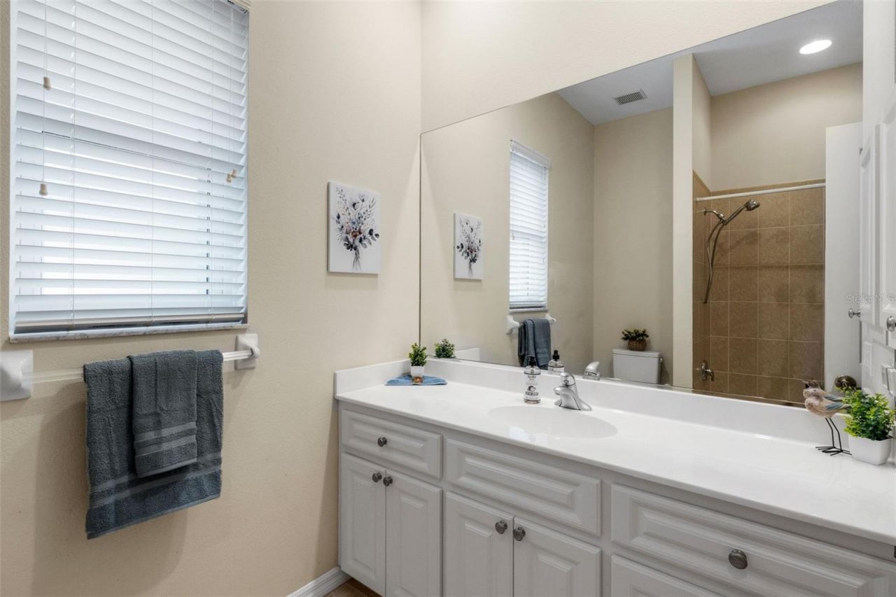716 Silk Oak Drive, Venice, FL 34293 Photo