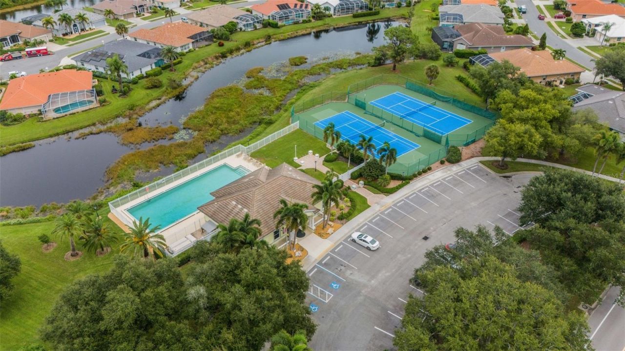 716 Silk Oak Drive, Venice, FL 34293 Photo