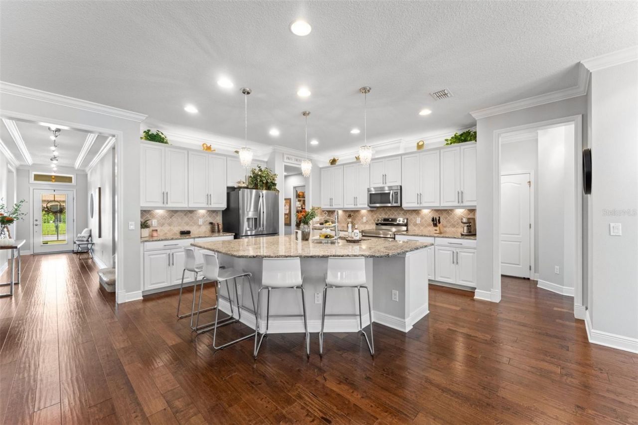2932 Whistlewood Drive, Orlando, FL 32810 Photo