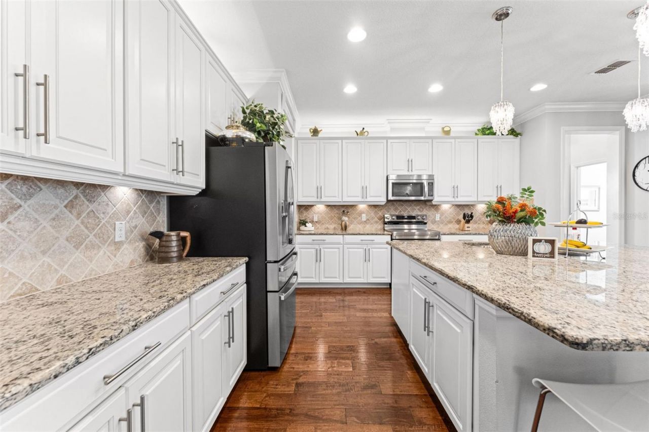 2932 Whistlewood Drive, Orlando, FL 32810 Photo