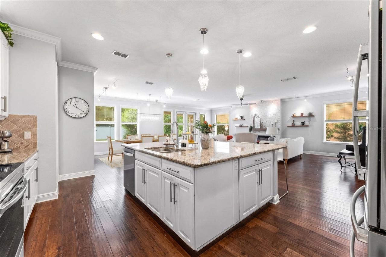 2932 Whistlewood Drive, Orlando, FL 32810 Photo