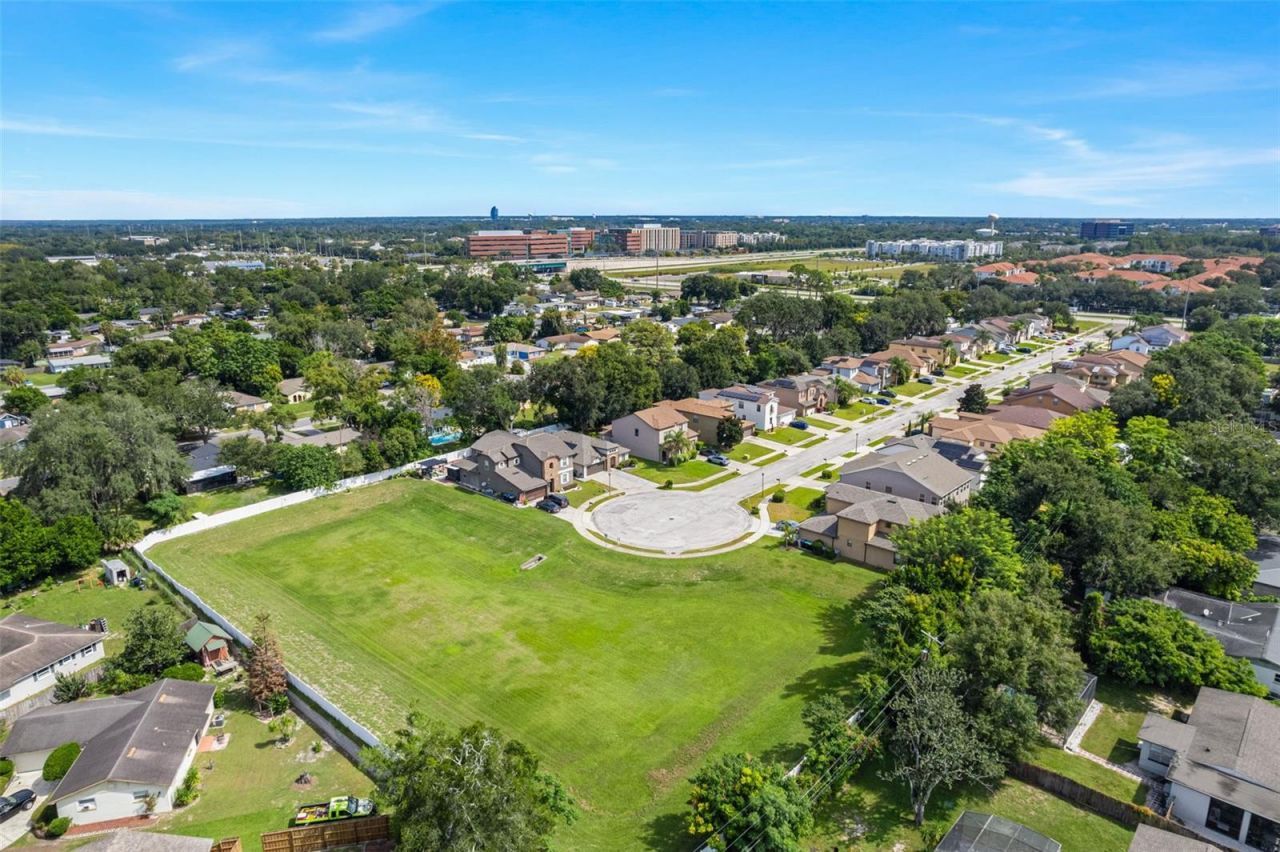 2932 Whistlewood Drive, Orlando, FL 32810 Photo