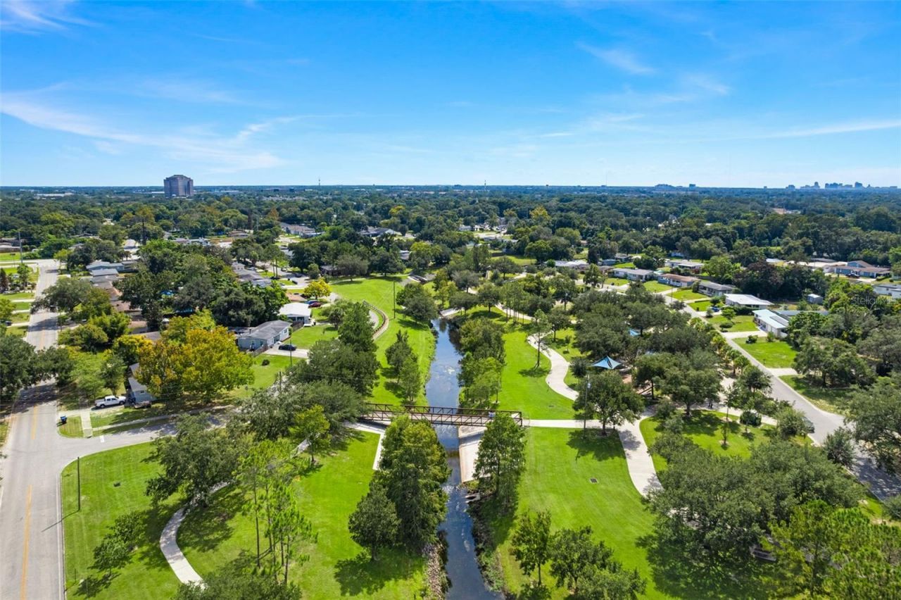 2932 Whistlewood Drive, Orlando, FL 32810 Photo